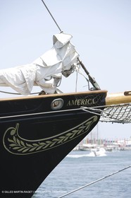 01 07 2007-Valencia (Spain)- 32nd America's Cup - Final Match - Day 7 - America Schooner replica arrives in Port America's Cup