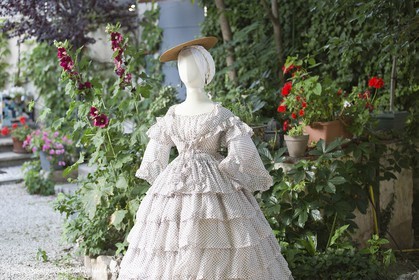 06 07 2012, Toulon (FRA,83), Villa Rozemaine, exhibition 'Fashion Dresses