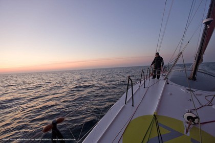 27 09 2008 - Lorient (FRA, 56) - A bord de Generali avec Yann Eliès - Préparation Vendée Globe 2008