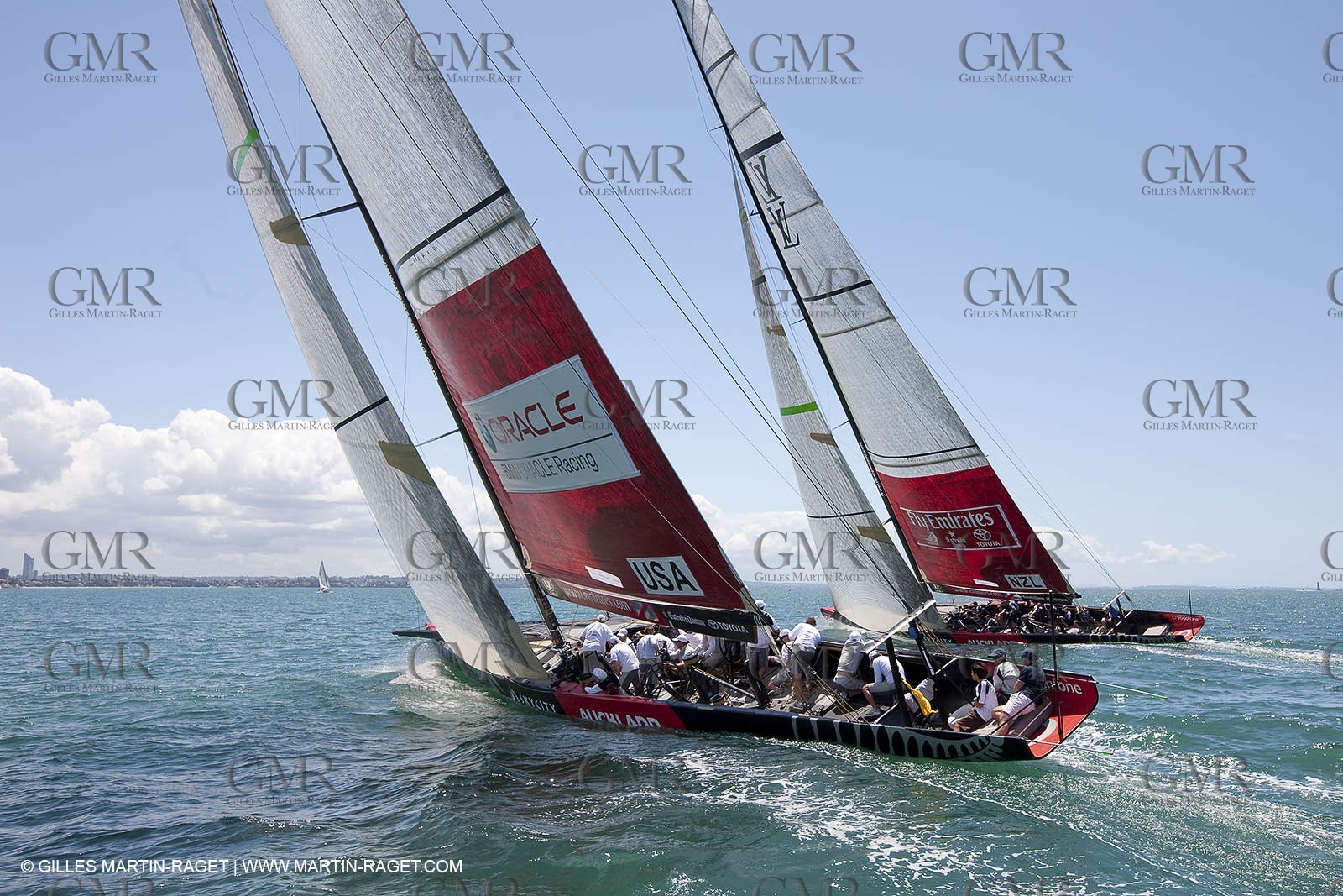 23 01 2009 - Auckland (NZL) -  Louis Vuitton Pacific Series - BMW ORACLE Racing-Tuning up onboard Emirates Team New Zealand yacht