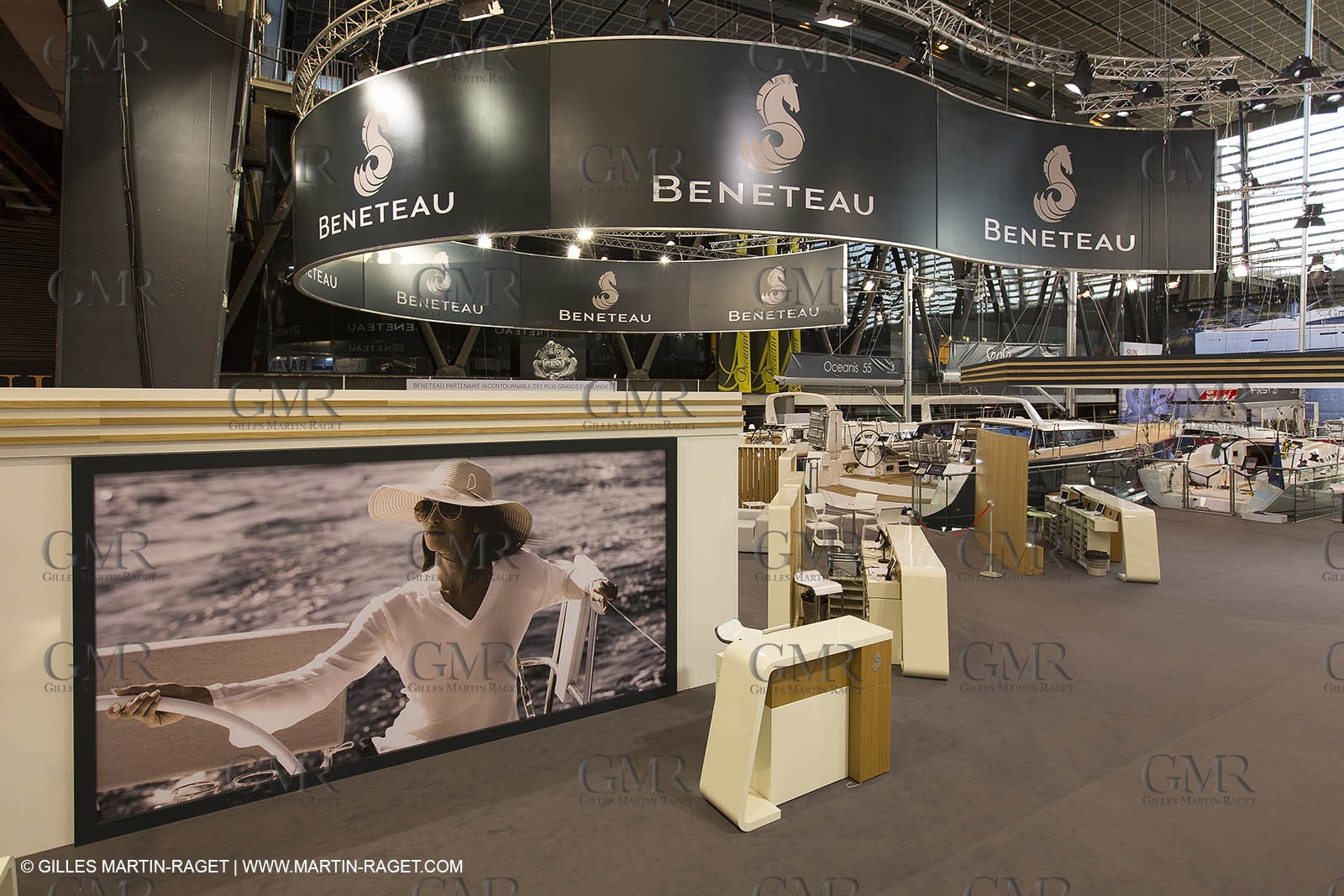 10 12 2013 - Paris (FRA,75) -Paris Boat Show - Beneteau booth