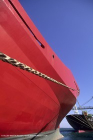 Monde maritime, opérations porturaires, ports, manoeuvres, marine world, harbour operations, maritime shipping,