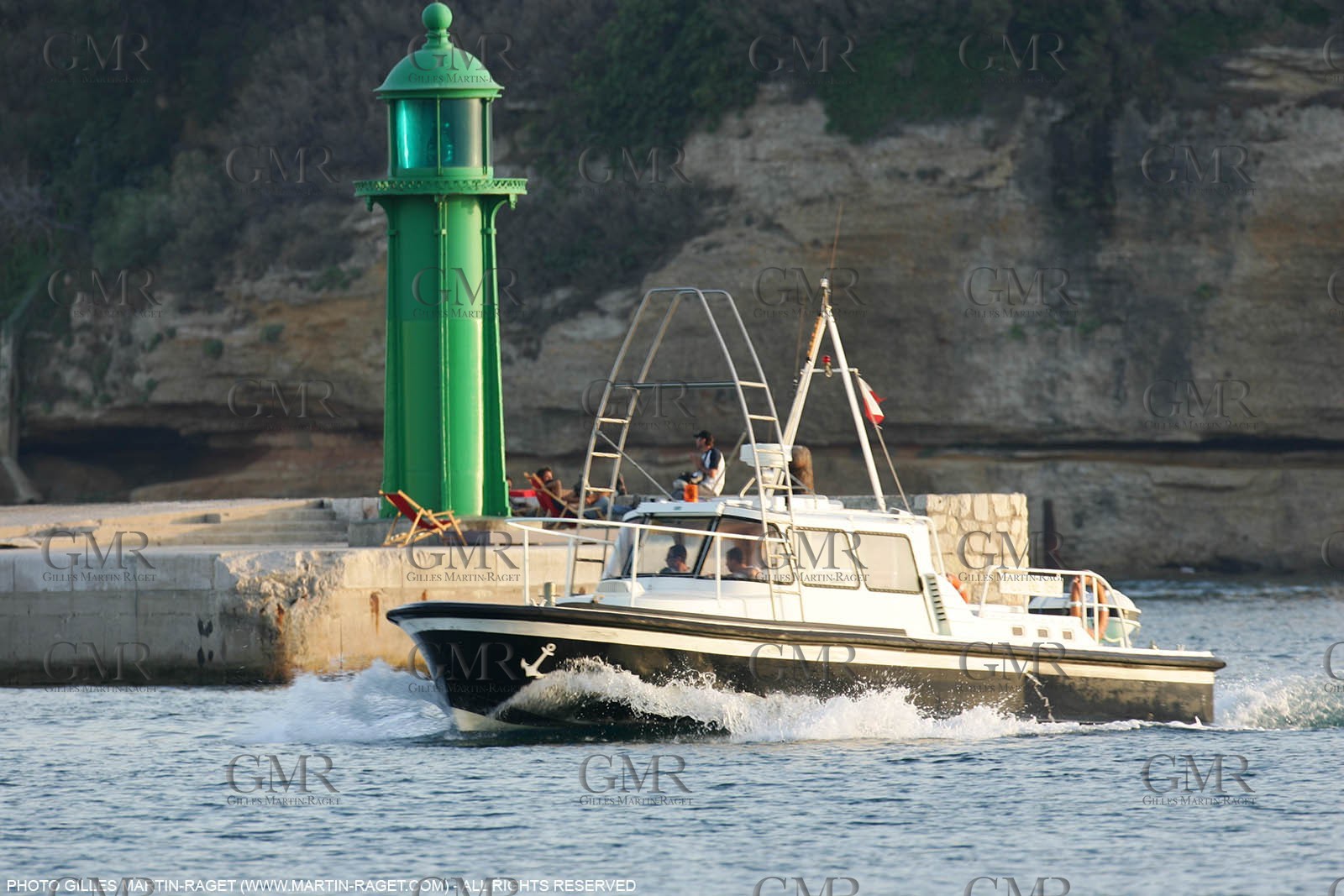 Marseille Louis Vuitton Act 1