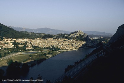 France, Provence, Haute Provence, Val de Durance, Durance river valley, Sisteron