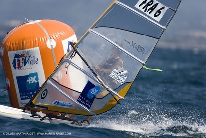 27 04 2007 - Semaine Olympique Française 2007 - Hyères - Jour 6 - Medal Race - Team France - RS:X - Bontemps Julien
