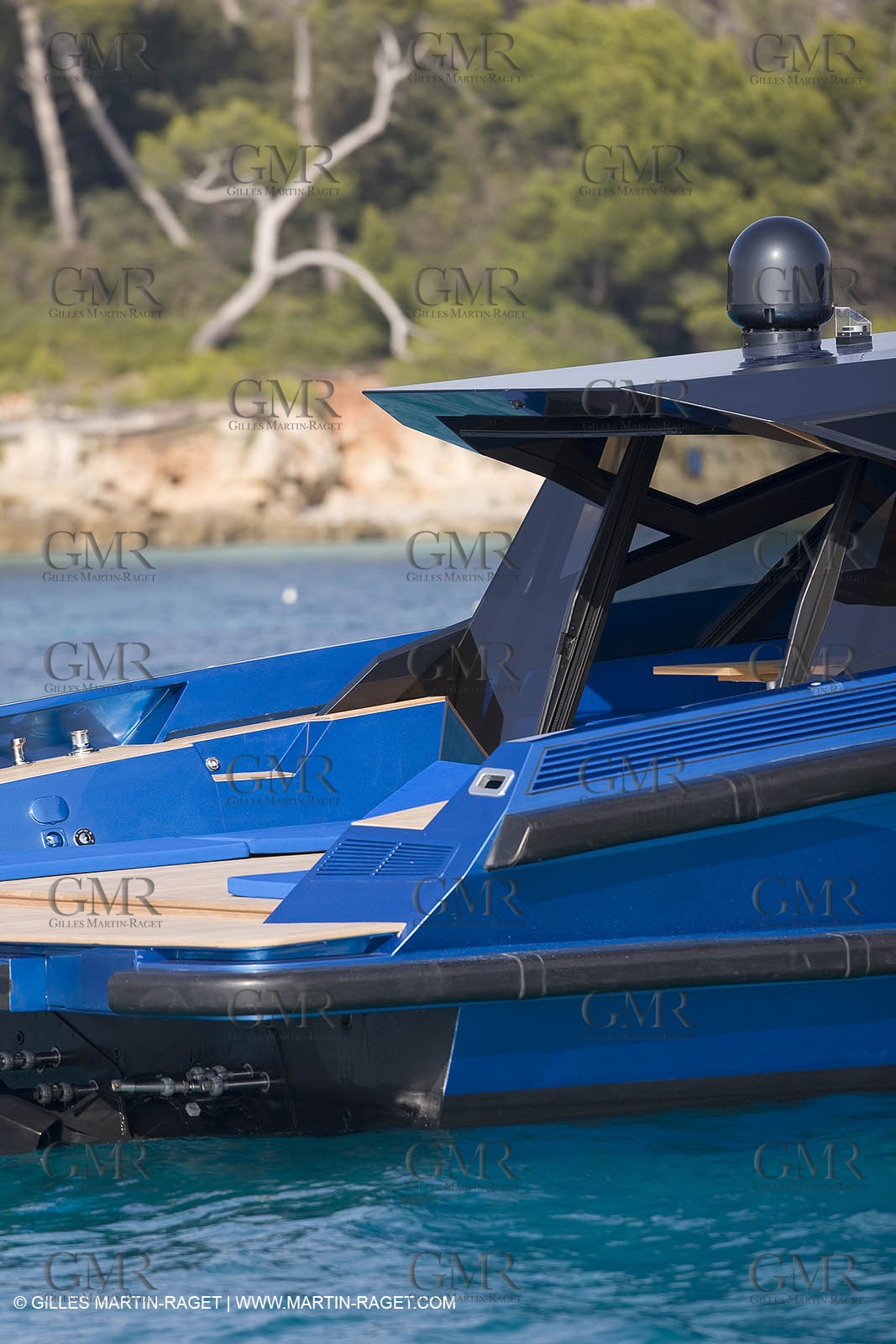 14 10 2008 - Cannes (FRA, 06) - Super yachts - motoryachts - Wally yachts - Wallypower 64