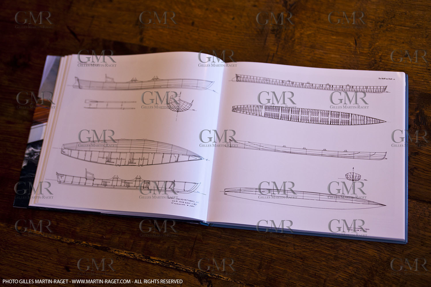 03 11 2010 - Marseille (FRA, 13) - Bateaux en bois, F. Chevalier, G. Martin-Raget, Ed. La Martinière