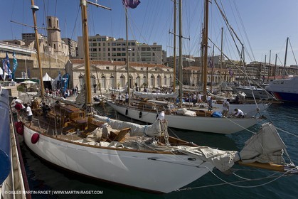 Sailing, Classic yachts, Voiles Vieux Port 2009, Marseille (FRA)