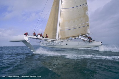 Sailing, Overall speed record attempt, L'Hydroptère