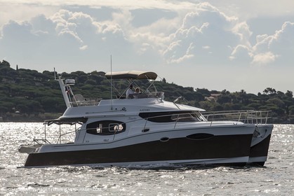 31 08 2012, Cogolin (FRA,83), Chantier Fountaine-Pajot, Summerland