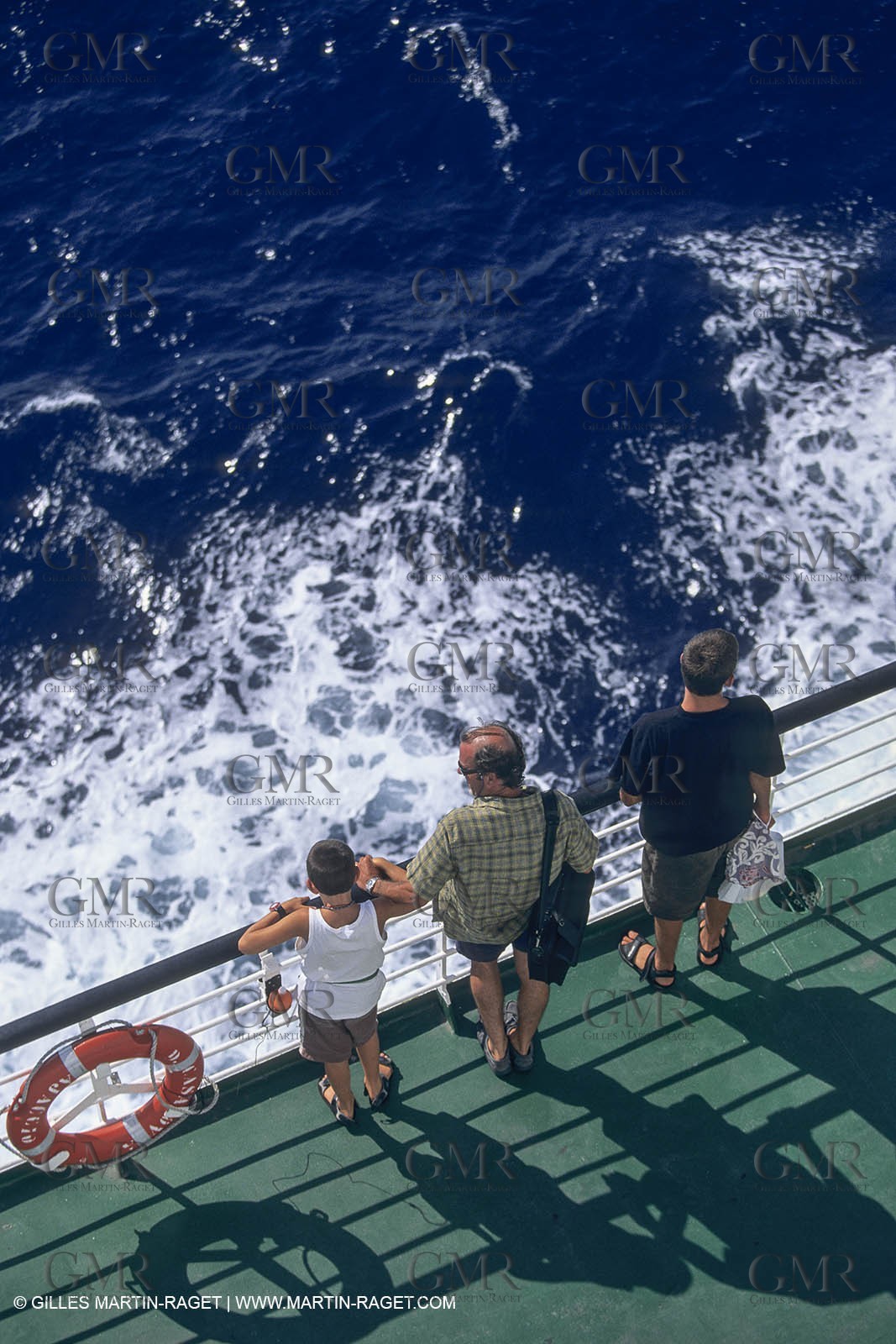 Paquebots, liners, cruise ships