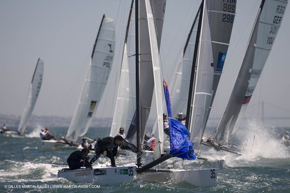 04-07-07 - ISAF SAILING WORLD CHAMPIONSHIPS - CASCAIS 2007 - DAY 1 - classe Tornado