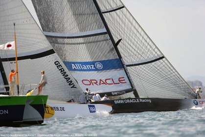 29 04 2007-Valencia (Spain)- 32nd America's Cup - Louis Vuitton Cup - RR2 - Day1 - BMW ORACLE Racing