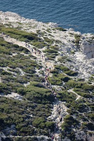 18 04 2009 - Marseille (FRA, 13) - Les Calanques - walkers