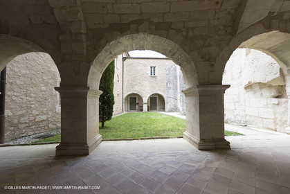 09 05 2018, Lacoste, Abbaye Saint-Hilaire