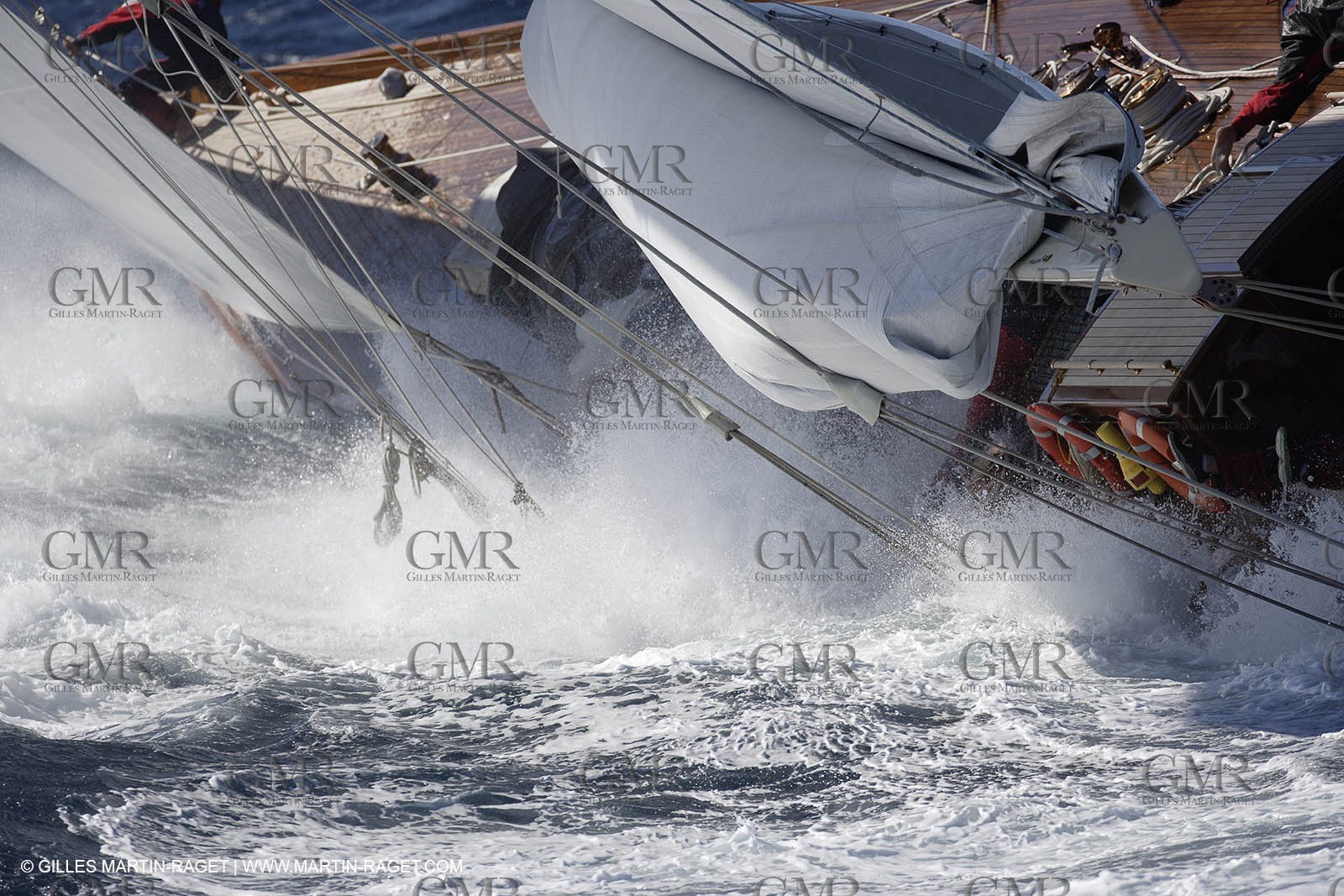 07 10 2006 - Saint Tropez (Fr) - Voiles de Saint Tropez 2006 - Classic Yachts - Shamrock V