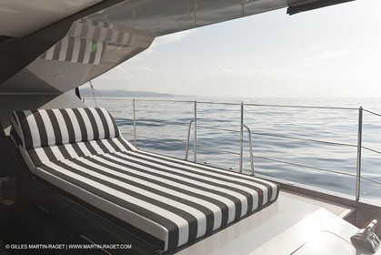 25 02 2011 - La Ciotat (FRA,13) - Super Yachts - Chantier H2X - Cartouche