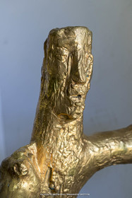 03 08 2020, Marseille (FRA,13), Oeuvre de Germaine Richier, l'Homme-forêt, grand 1945-1946, Bronze naturel nettoyé, Numéroté EA, 94 x 45 x 45 cm, Collection particulière