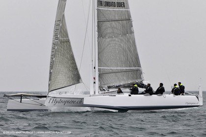 09 10 2010 - Morges (SUI) - L'Hydroptère.CH - 1st sail