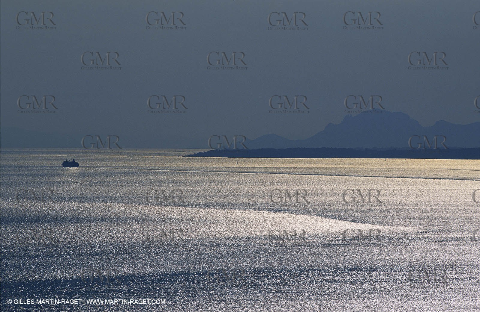 MotorYacht - Running