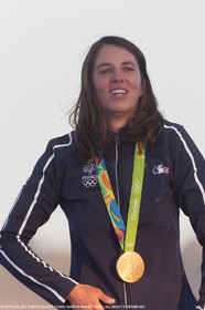 14 08 2016, Rio de Janeiro (BRA), 2016 Olympic Games, Sailing, RSX Women medal ceremony, Charline Picon (FRA)