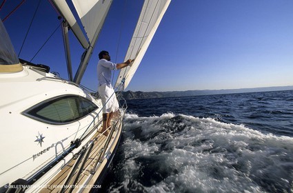 Monocoque de croisiere sous voile