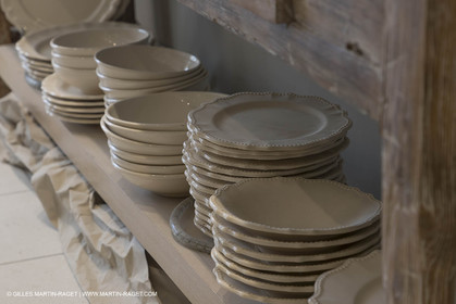 17 05 2018, Apt (FRA,84), Atelier de Faïence Rigo