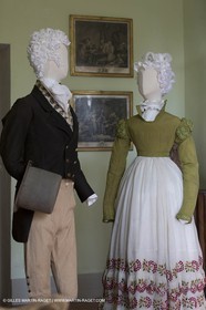 31 10 2013 - Ansouis (FRA,84) - Ansouis castle - Costumes of the exhibit Men costumes