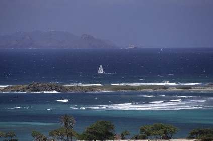Canal entre Saint Martin et Saint Barthelemy - Antilles