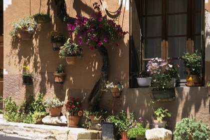 Saint Saturnin les apt (Fra,84)
