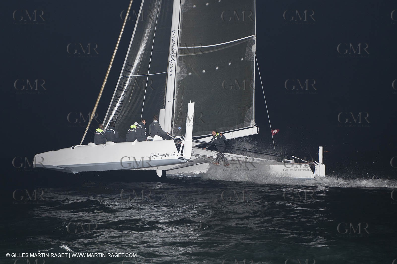 09 10 2010 - Morges (SUI) - L'Hydroptère.CH - 1st sail