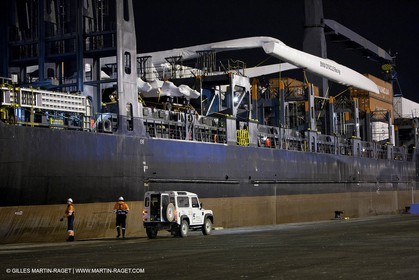 04 01 2010 - Valencia (ESP) - 33rd America's Cup - BMW ORACLE Racing - Arrival of Oceanlady in the port of Valencia