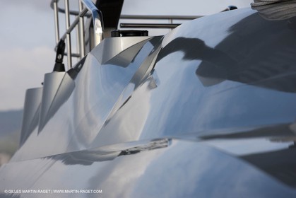 25 02 2011 - La Ciotat (FRA,13) - Super Yachts - Chantier H2X - Cartouche