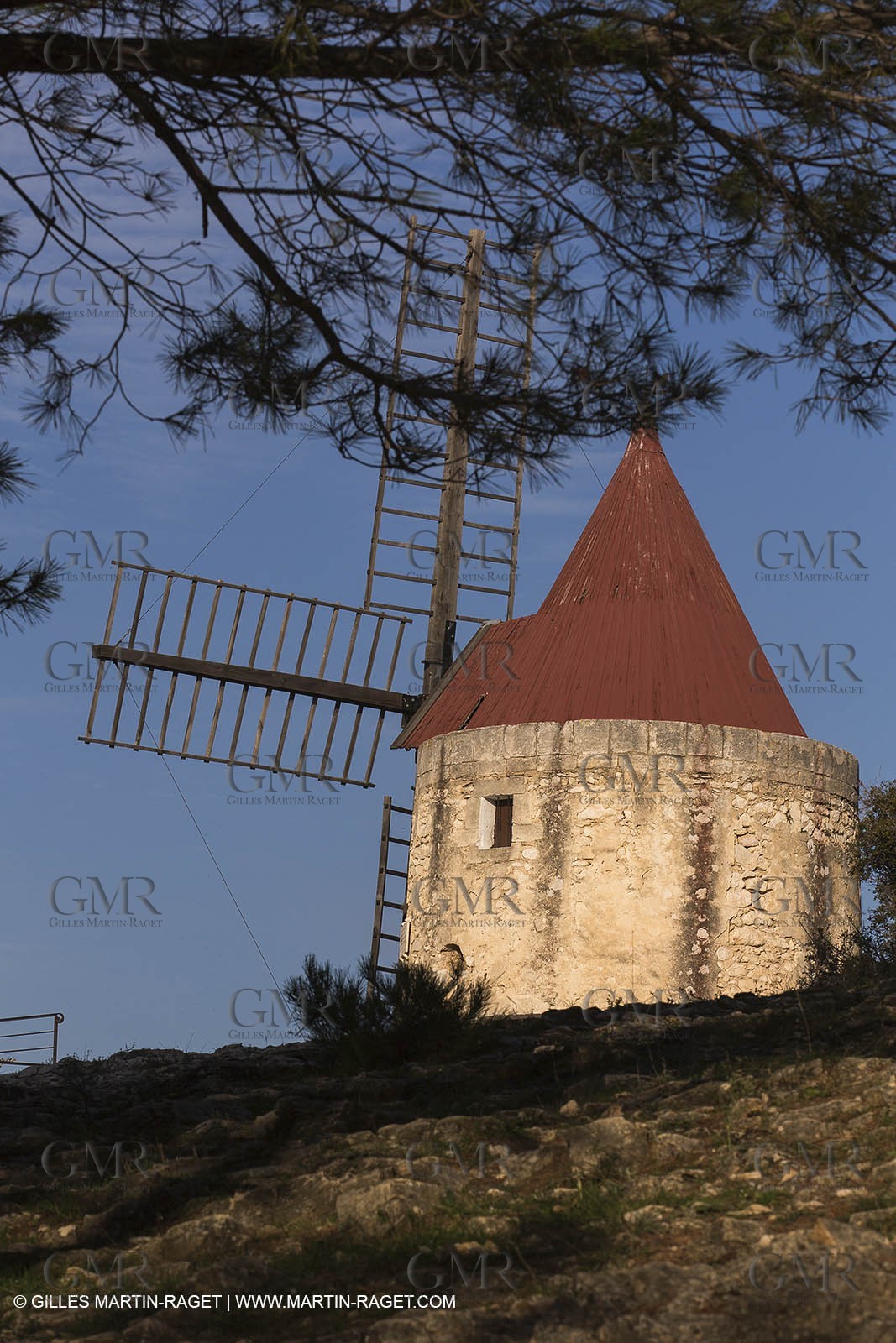 22 11 2012 - Fontvieille (FRA,13) - Alphonse Daudet' mill