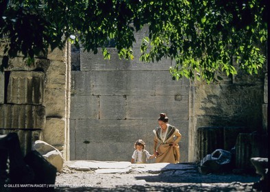 Arles (FRA,13) - Costume from Arles Fest