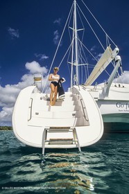 Voile, croisière, personnages, femmes