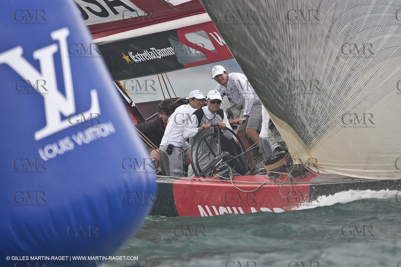 11 02 2009 - Auckland (NZL) -  Louis Vuitton Pacific Series -  Racing Day 11 - sail off