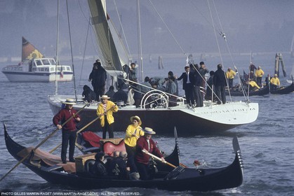 28th America's Cup San Diego 1992, Il Moro di venezia launch in Venezia