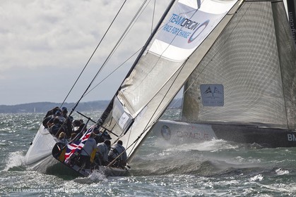 03 08 2010 - Cowes (UK, IOW) - The 1851 Cup -  BMW ORACLE Racing - Day 1