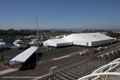 13 10 2009 - San Diego (USA, CA) - 33rd America's Cup - BMW ORACLE Racing - BOR 90 modifications