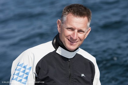 20 04 2010 - Hyères (FRA,83) - SOF 2010 - Zhik Team - Robert Nagy