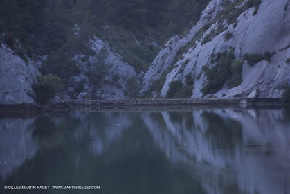 17 06 2008 - Saint Rémy de Provence - (FRA,13) - Le Midi de Van Gogh - Lac des pieroulets