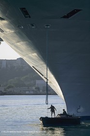 Monde maritime, opérations porturaires, ports, manoeuvres, marine world, harbour operations, maritime shipping,
