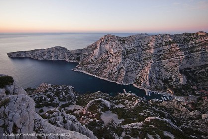 Décembre 2009 - Marseille (FRA) - Les Calanques - Morgiou vue depuis le Belvédère de Sugiton