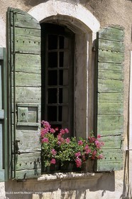 Saint Saturnin les apt (Fra,84)