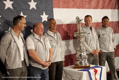 15 02 2010 - Valencia (ESP) - 34th America's Cup - Day 1 - Press conference -