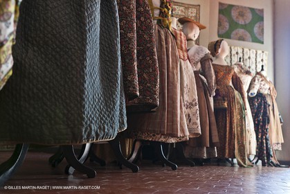 30 06 2011 - Toulon (FRA,83) - Villa Rosemaine - Indiennes sublimes exhibition