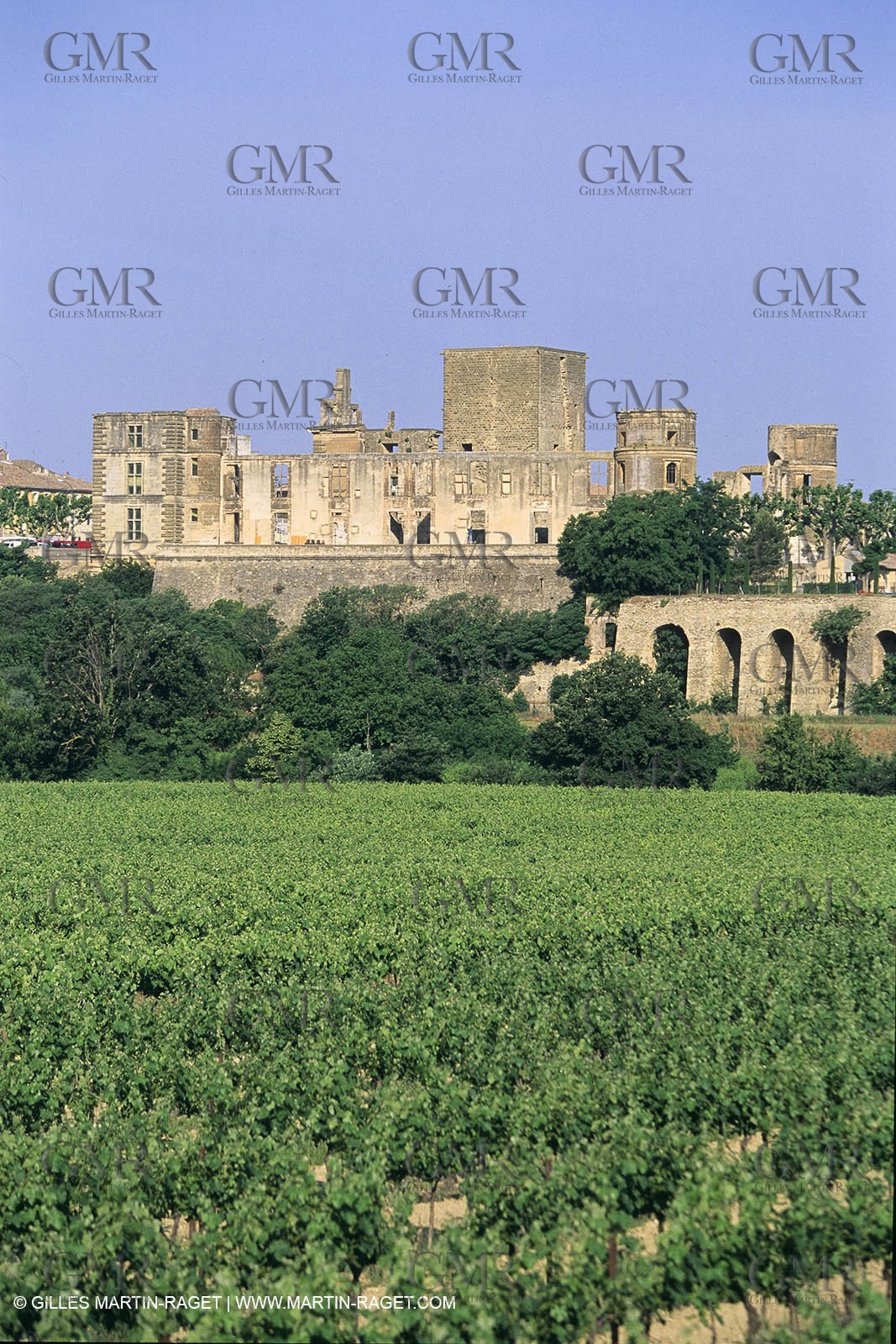 Aix en Provence area - La Tour d'Aigues