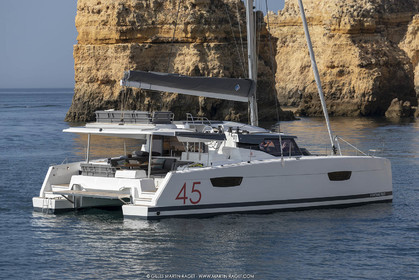 08 07 2019, Lagos (Portugal), Chantier Fountaine-Pajot, Fountaine-Pajot 45