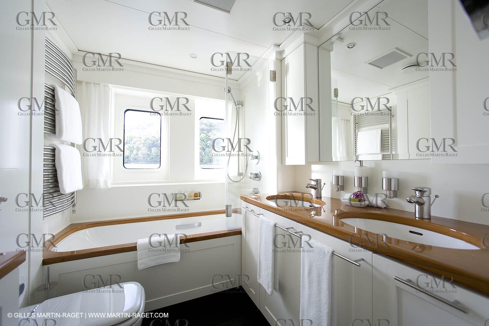 01 02 2008 - San Blas Archipelago (Panama) - Motor Yacht Senses